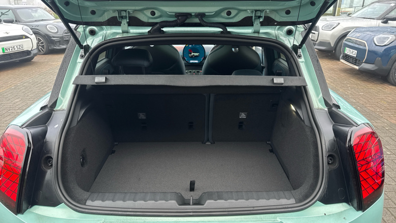 MINI Aceman 135kW E Classic 43kWh 5dr Auto Electric Hatchback